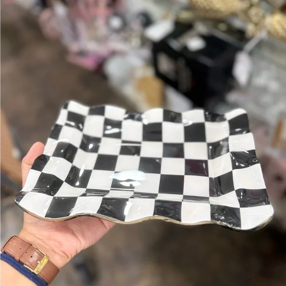 Black and White Checkered Tray - Picture 2 of 3